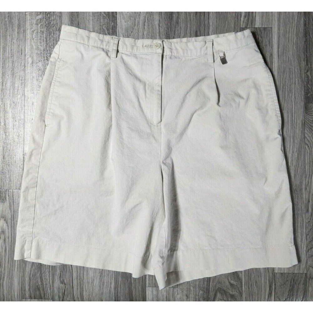 (3/$27) Ashworth Womens Sz 10 Pleated Khaki Shorts‎